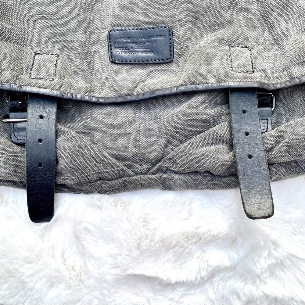 Marc By Marc Jacobs Messenger Bag - Picture 13 of 16